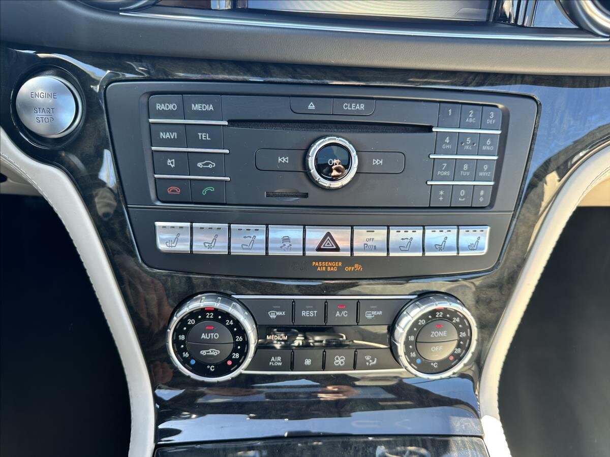 Mercedes-Benz SL Kabriolet 4,7 l 335 kw