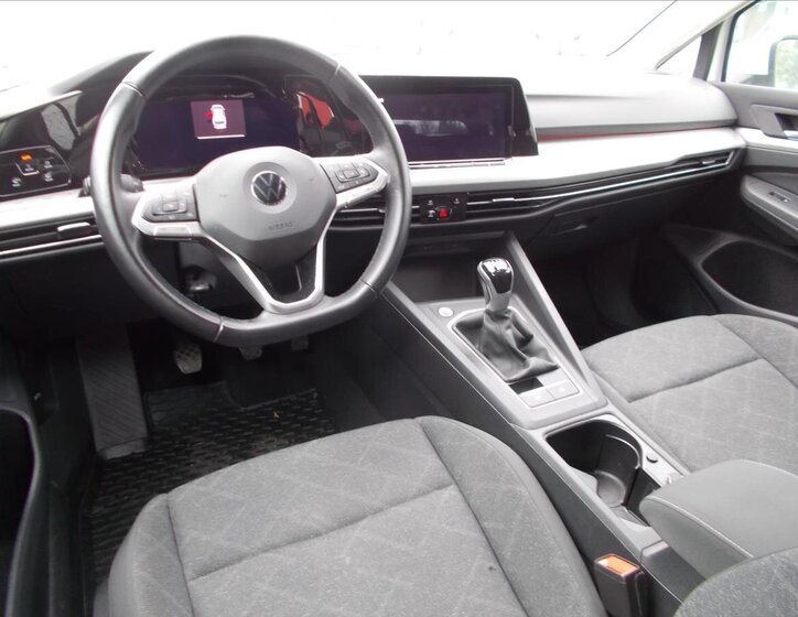 Volkswagen Golf Kombi 1,5 l 96 kw