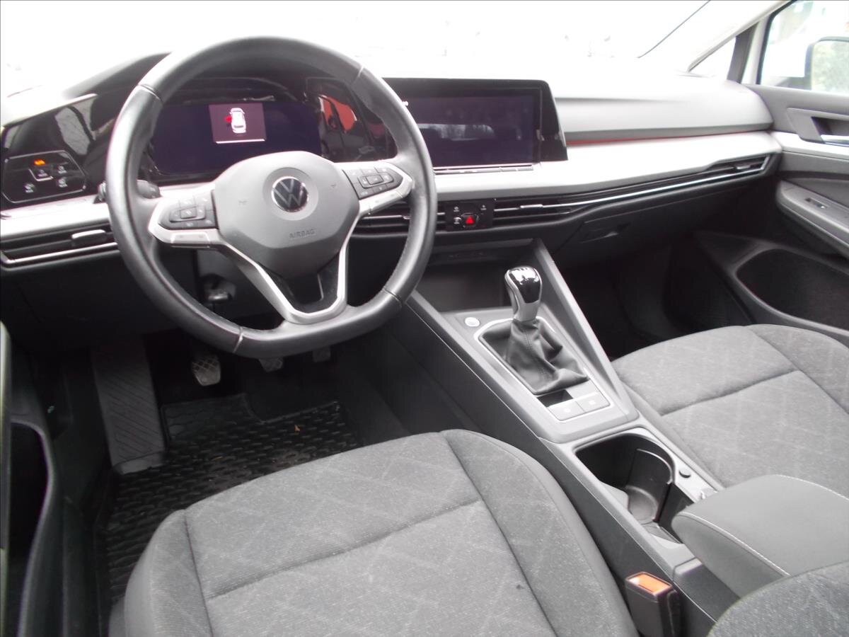 Volkswagen Golf Kombi 1,5 l 96 kw