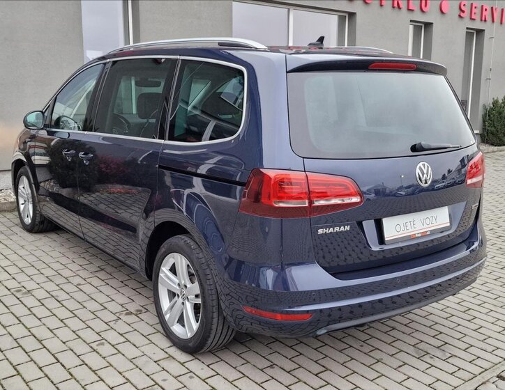 Volkswagen Sharan 8