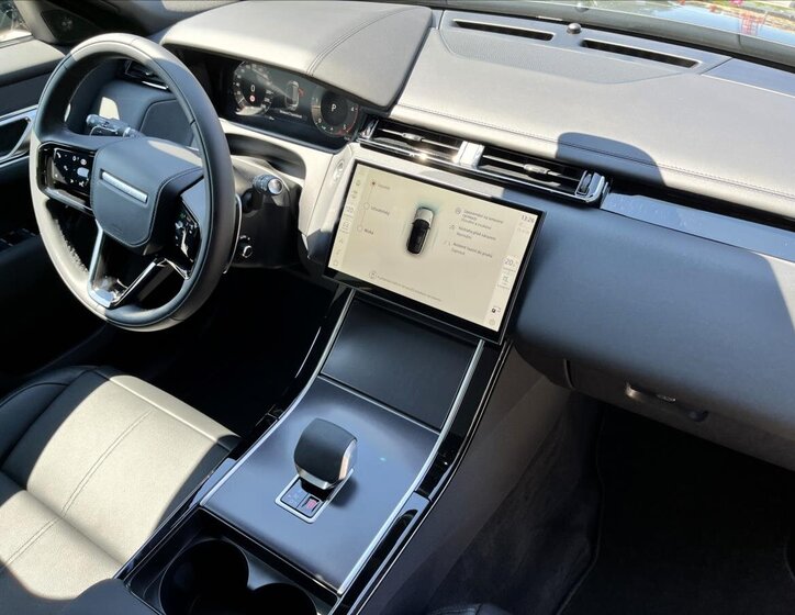 Land Rover Range Rover Velar SUV / Terénní 2,0 l 150 kw
