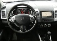 Peugeot 4007 26