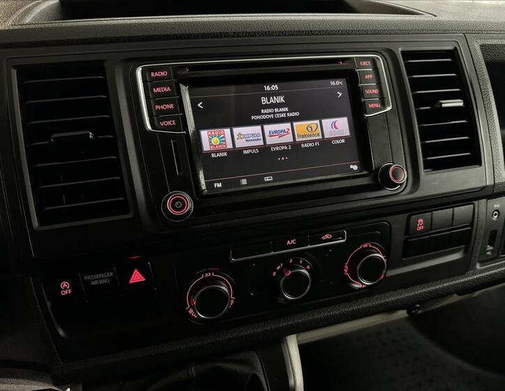 Volkswagen Transporter 21