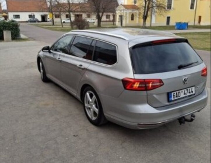 Volkswagen Passat Kombi 0,0 0