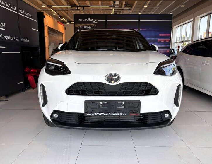 Toyota Yaris Cross SUV 1,5 l 96 kw
