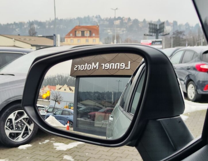 Toyota RAV4 Kombi 2,5 l 131 kw