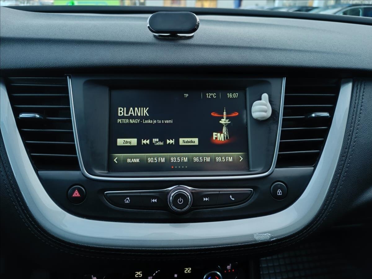 Opel Grandland X SUV / Terénní 1,2 l 96 kw