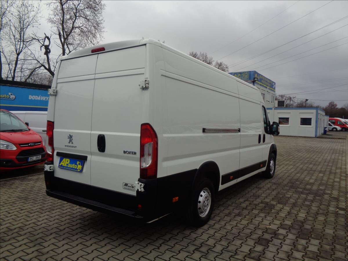 Peugeot Boxer Ostatní 2,2 l 121 kw