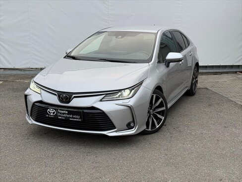 Toyota Corolla Sedan 1,6 l 97 kw