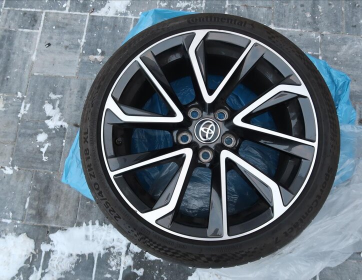 Toyota Corolla Kombi 2,0 l 132 kw