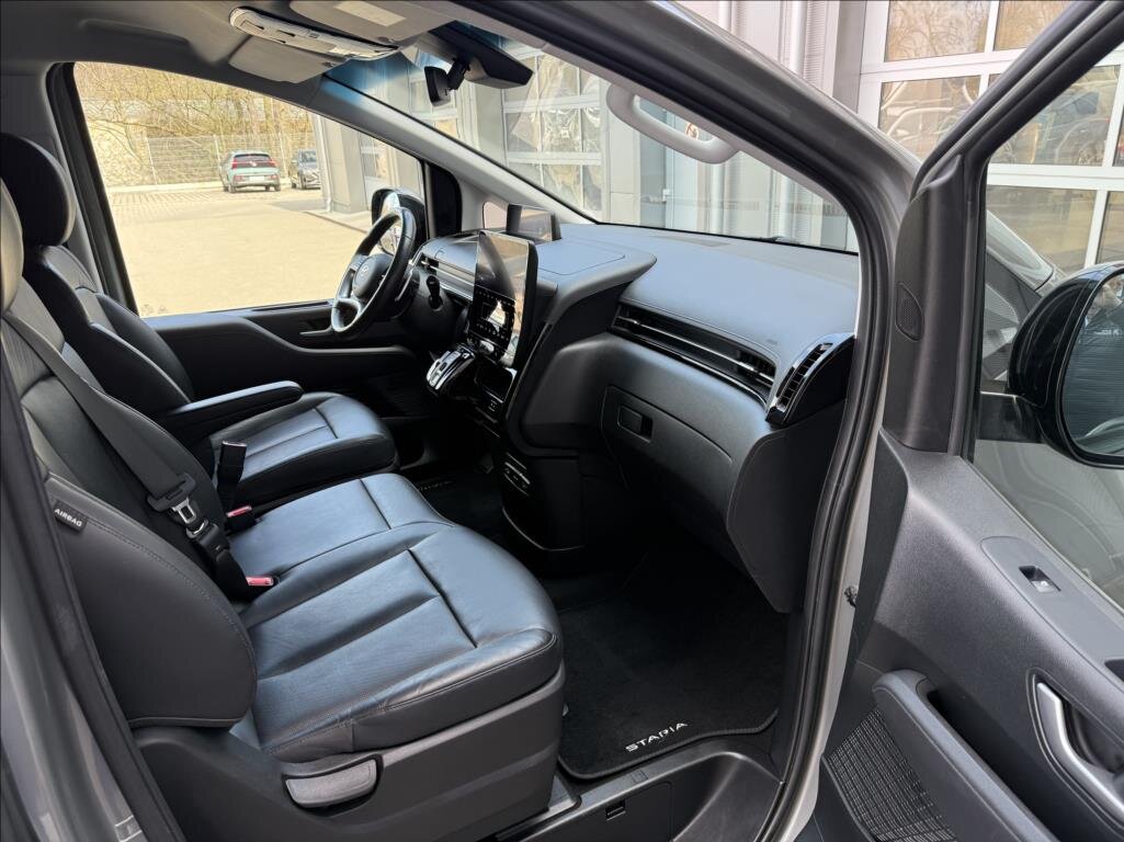 Hyundai Staria VAN / Minibus 2,2 l 130 kw