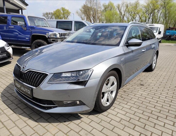 Škoda Superb Kombi 2,0 l 140 kw