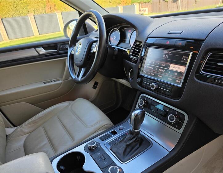 Volkswagen Touareg 32