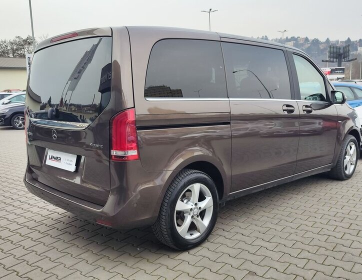 Mercedes-Benz Třídy V 5
