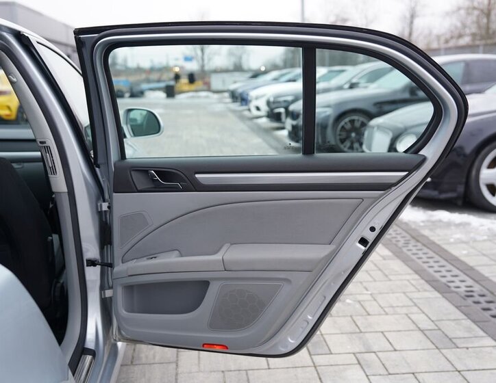 Škoda Superb Sedan 1,8 l 118 kw