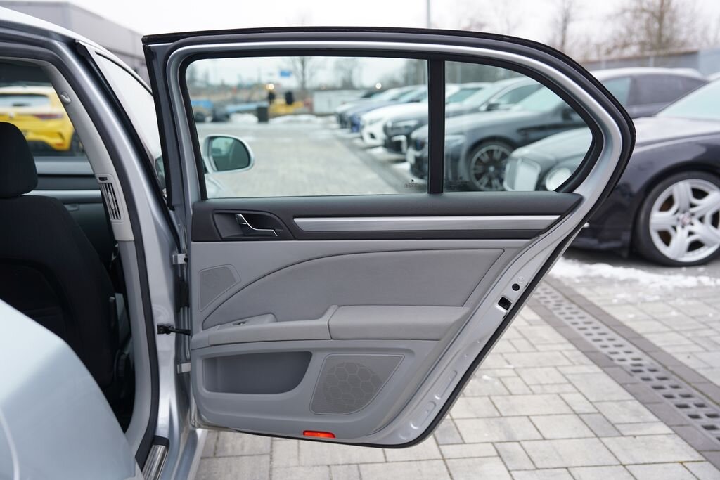 Škoda Superb Sedan 1,8 l 118 kw