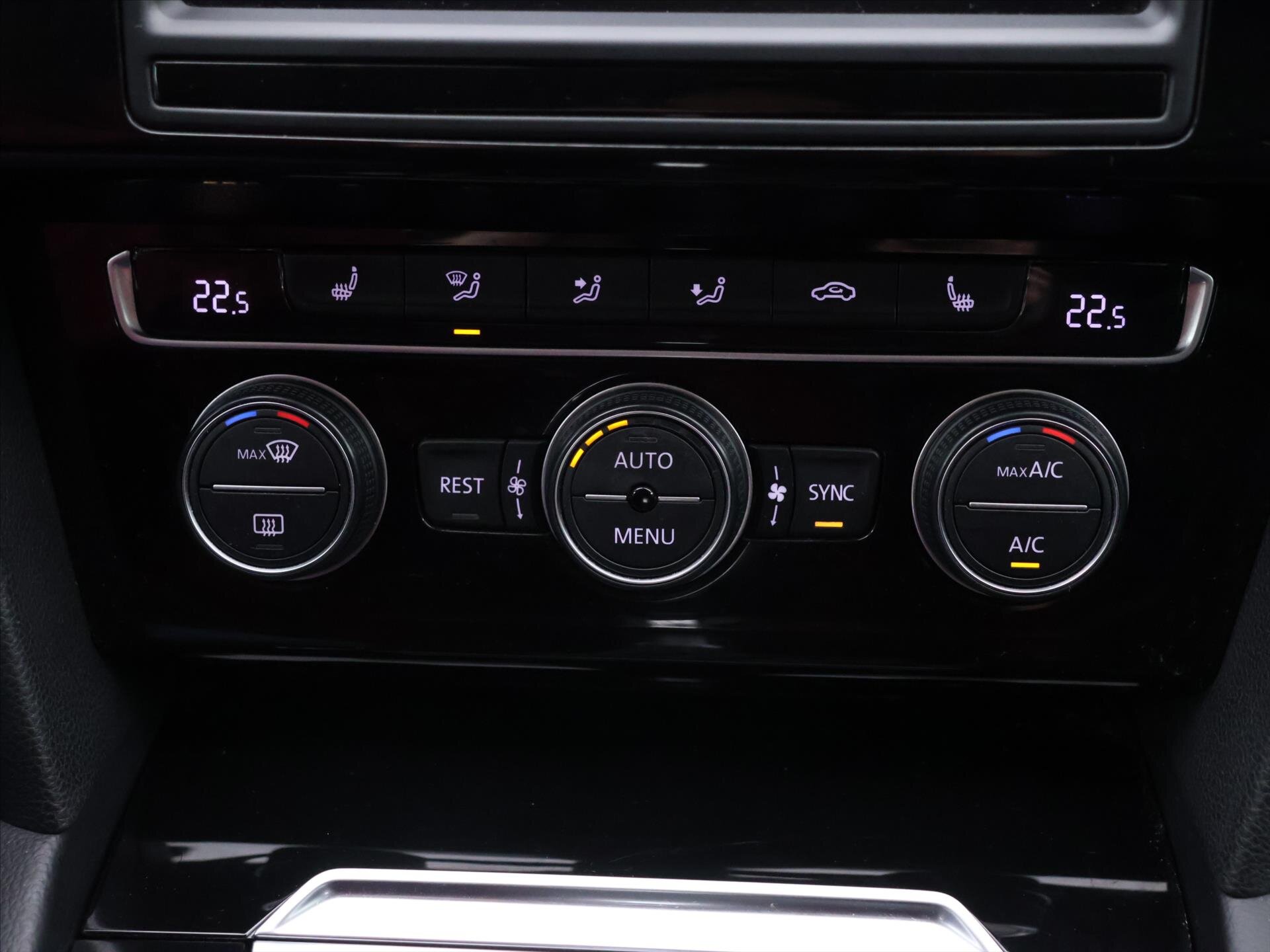 Volkswagen Passat Kombi 2,0 l 140 kw