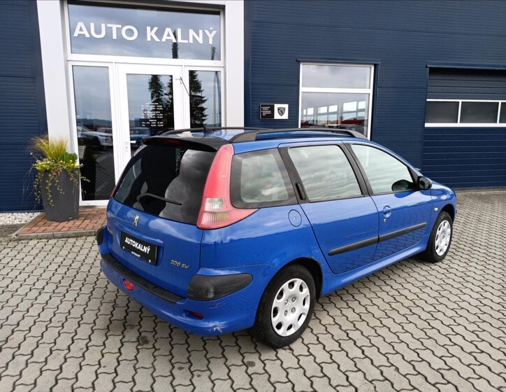 Peugeot 206 Hatchback 1,1 l 44 kw