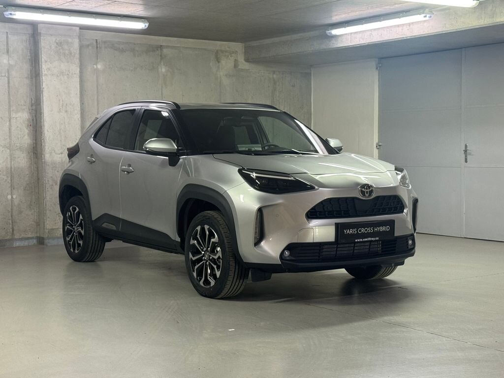 Toyota Yaris Cross SUV / Terénní 1,5 l 85 kw