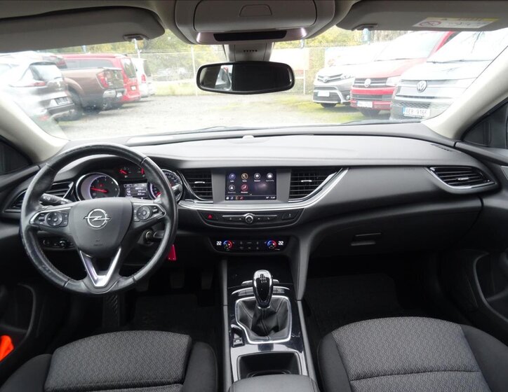 Opel Insignia Kombi 2,0 l 125 kw