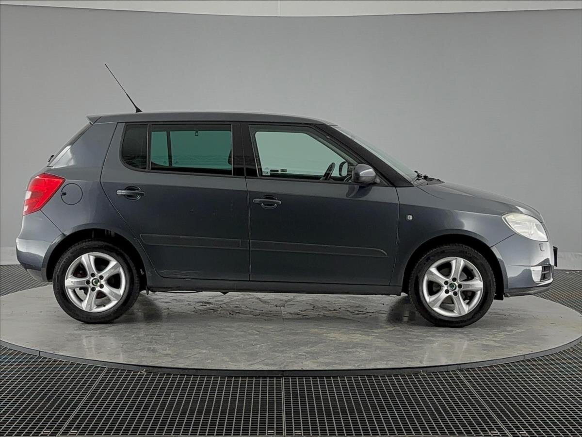Škoda Fabia Hatchback 1,6 l 77 kw