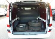Mercedes-Benz Vito 19