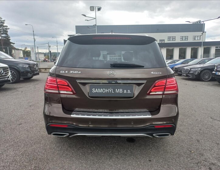 Mercedes-Benz GLE 4