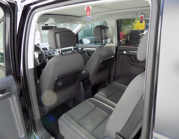 Volkswagen Touran 10