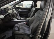 Audi Q8 e-tron SUV 0,0 300 kw