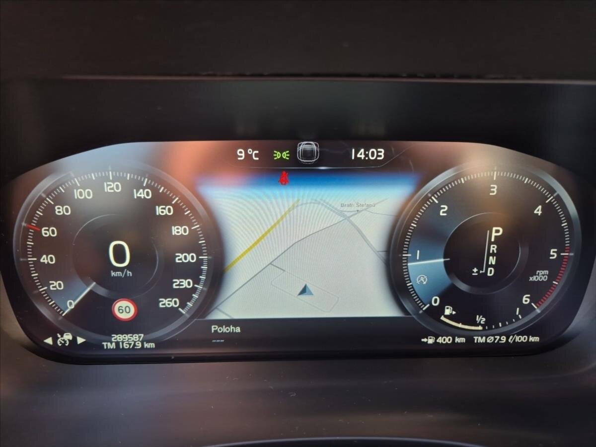 Volvo XC60 SUV / Terénní 2,0 l 140 kw