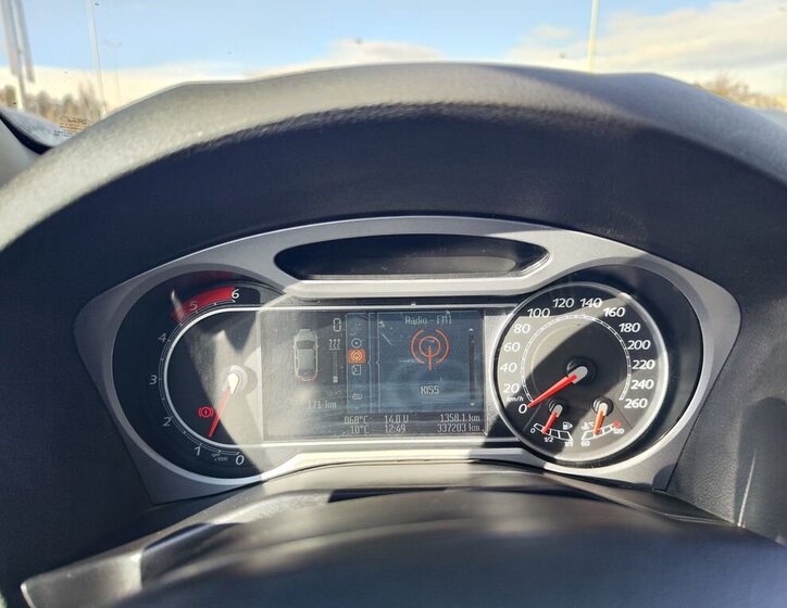 Ford Mondeo Kombi 2,0 l 103 kw