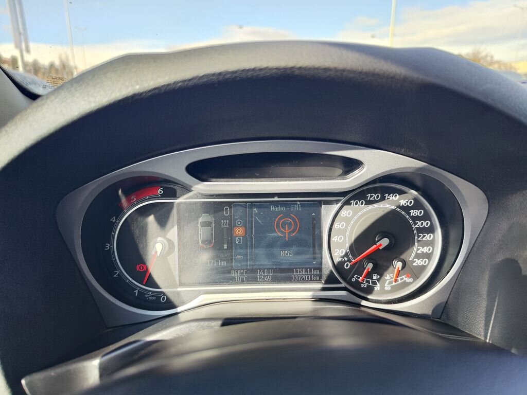 Ford Mondeo Kombi 2,0 l 103 kw