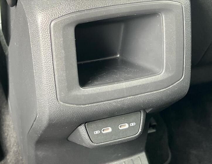 Volkswagen T-Cross 21