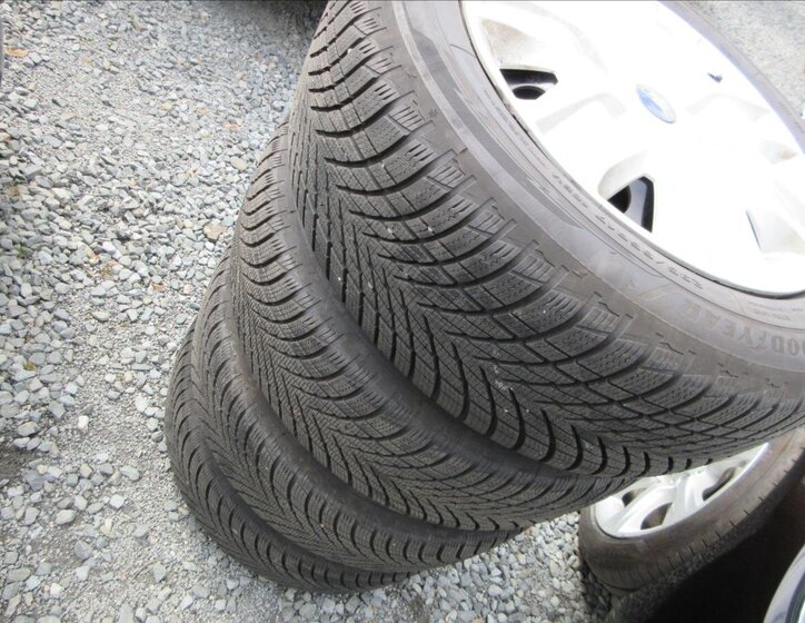 Ford Galaxy Kombi 2,0 l 154 kw