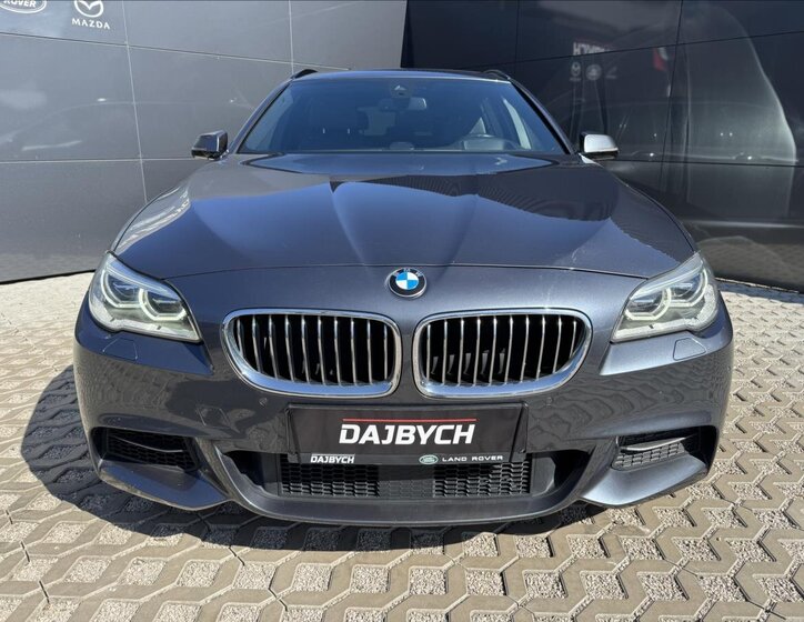 BMW Řada 5 Kombi 3,0 l 230 kw