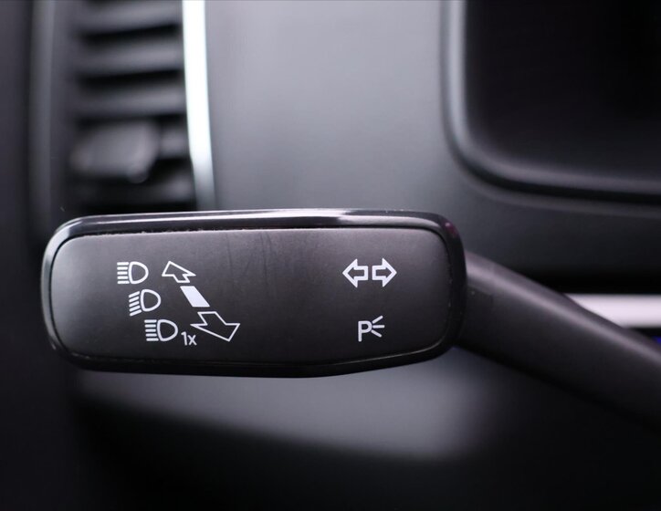 Škoda Karoq SUV 2,0 l 110 kw