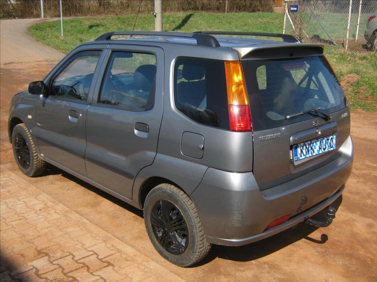 Suzuki Ignis Kombi 1,3 l 68 kw