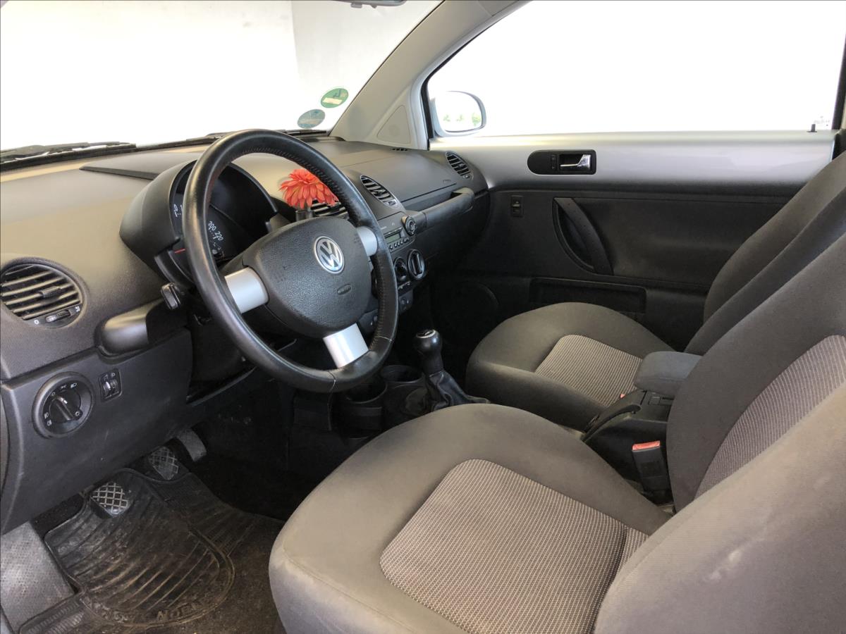 Volkswagen New Beetle