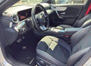 Mercedes-Benz CLA Kombi 2,0 l 225 kw