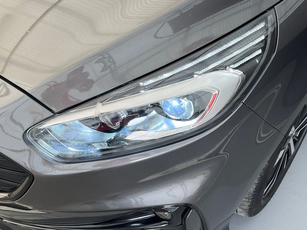 Ford S-MAX MPV 2,0 l 110 kw