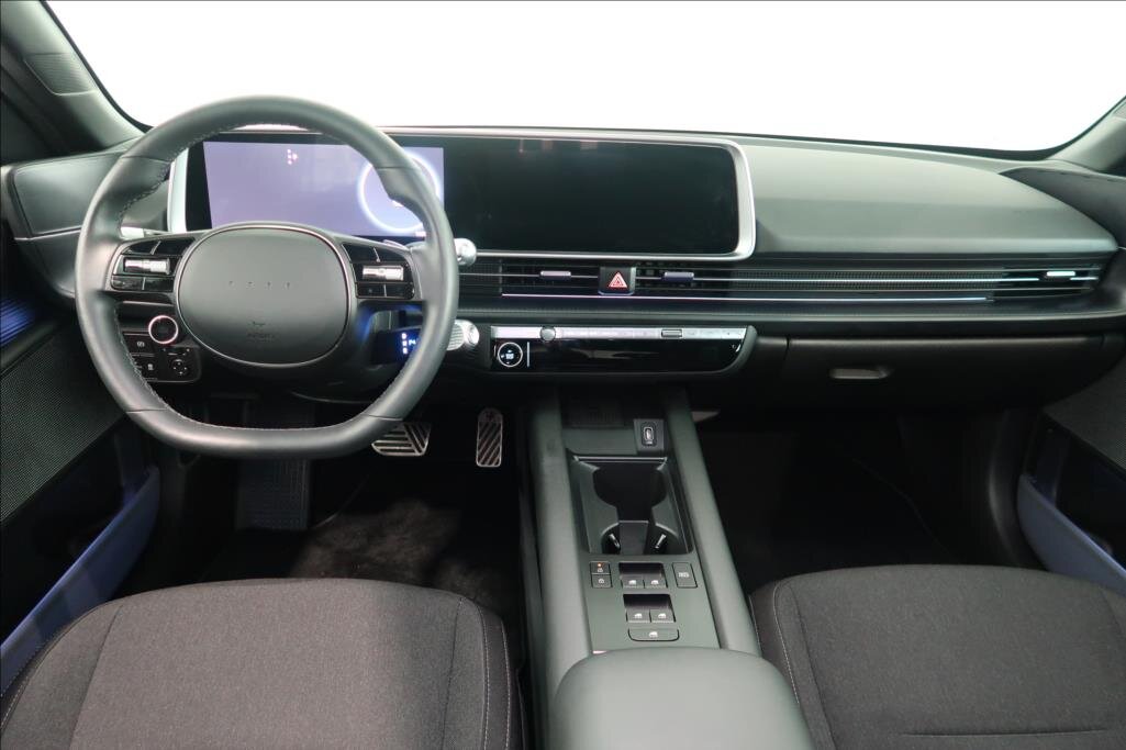 Hyundai Ioniq 6 Sedan / Limuzína 0,0 239 kw