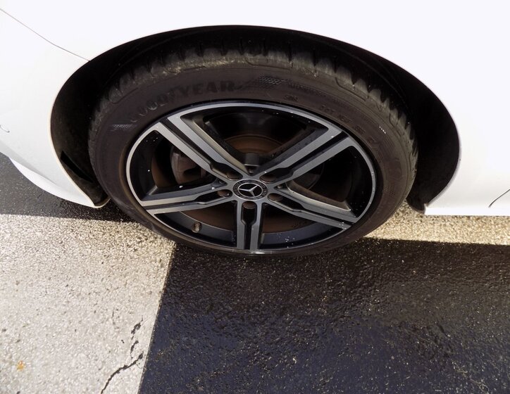 Mercedes-Benz CLA 42