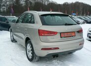 Audi Q3 5