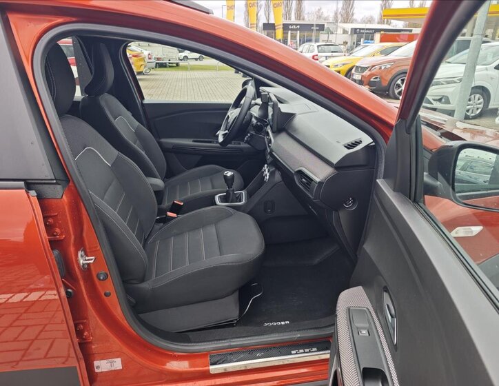 Dacia Jogger Kombi 999,0 67 kw