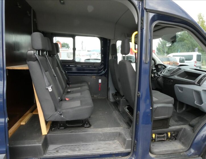 Ford Transit 18