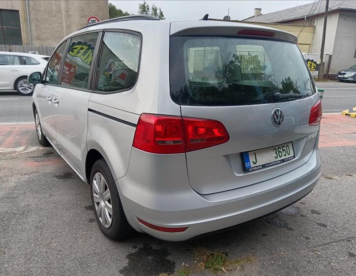 Volkswagen Sharan 8