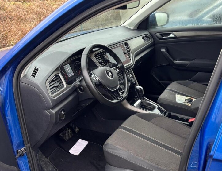 Volkswagen T-Roc SUV 1,5 l 110 kw