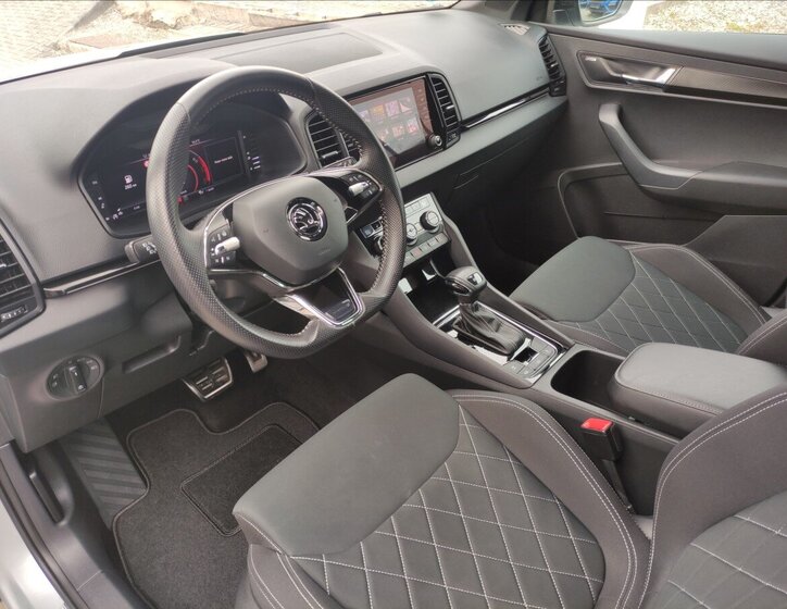 Škoda Karoq SUV / Terénní 1,5 l 110 kw