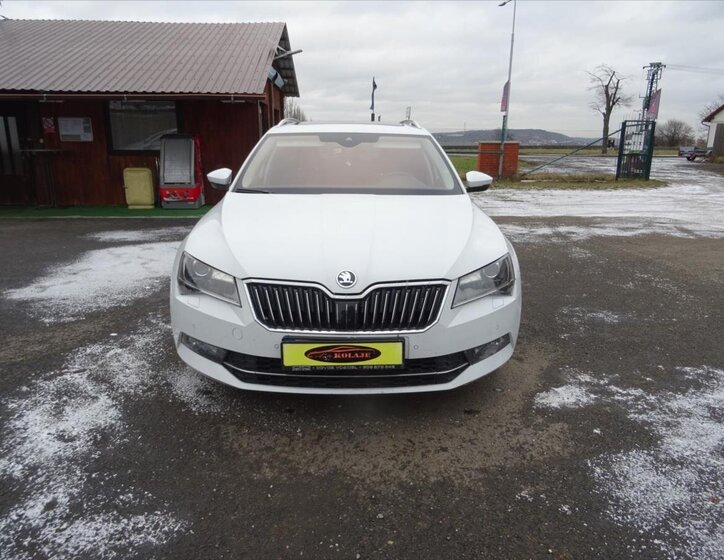 Škoda Superb 1