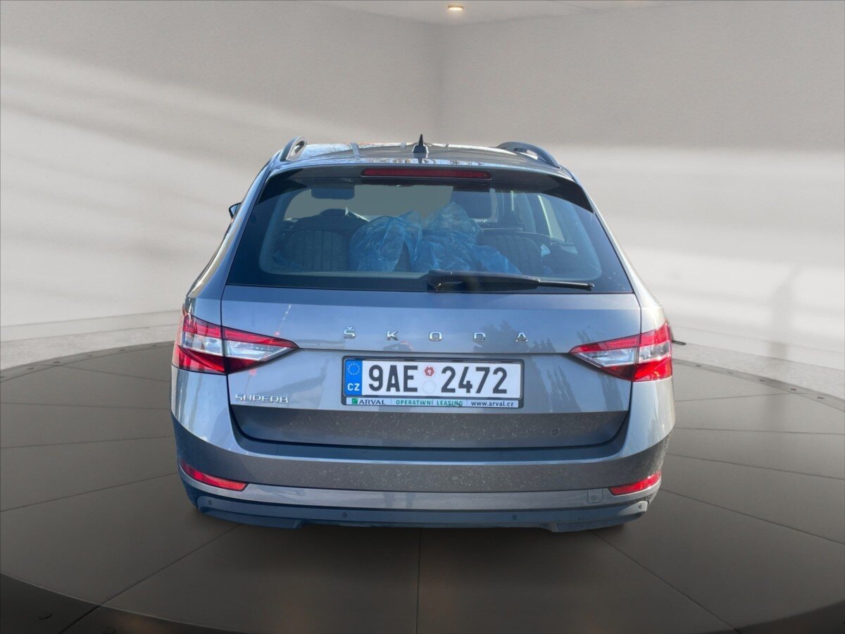 Škoda Superb